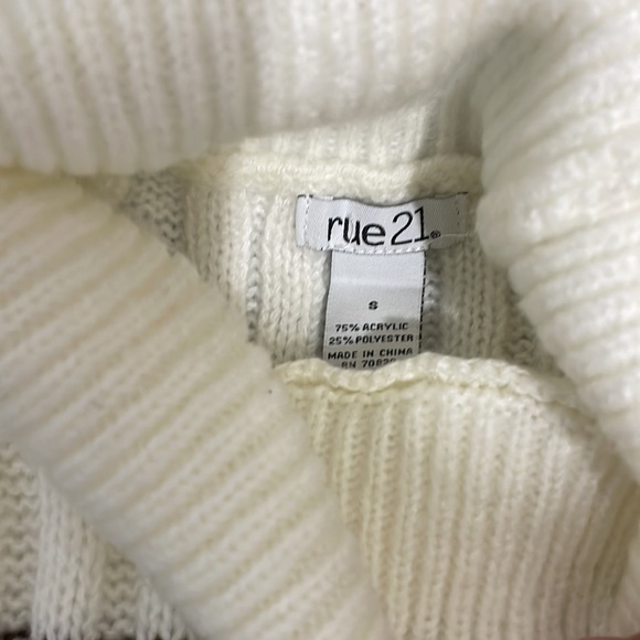 Two Sweaters (Women’s) - Picture 2 of 4